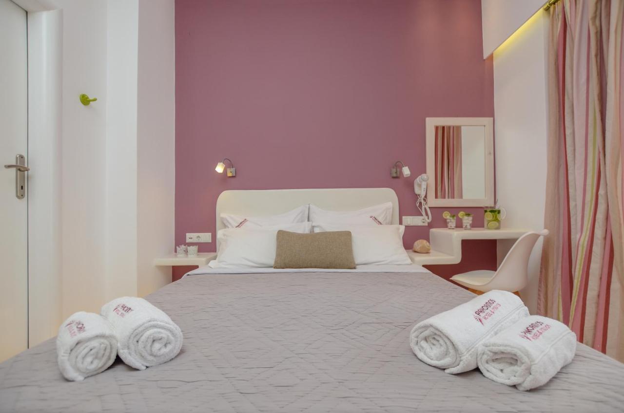Naxos City Panormos Hotel And Studios מראה חיצוני תמונה