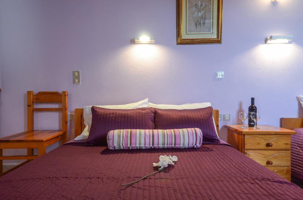 Naxos City Panormos Hotel And Studios חדר תמונה
