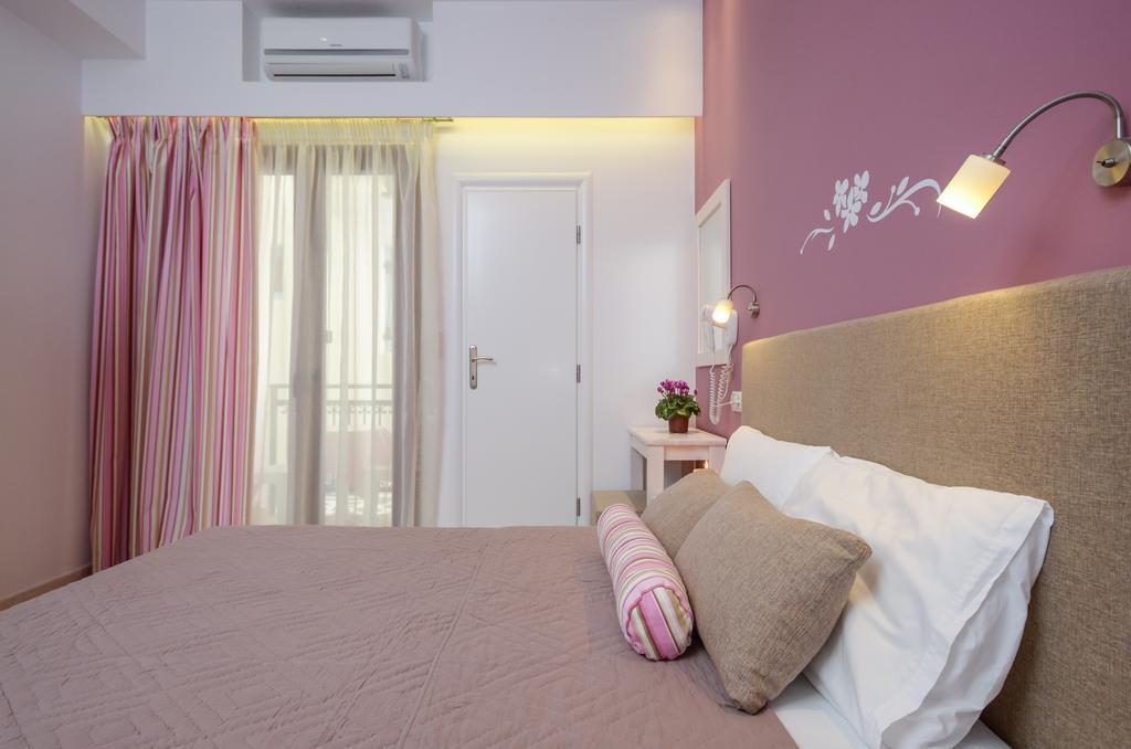 Naxos City Panormos Hotel And Studios מראה חיצוני תמונה