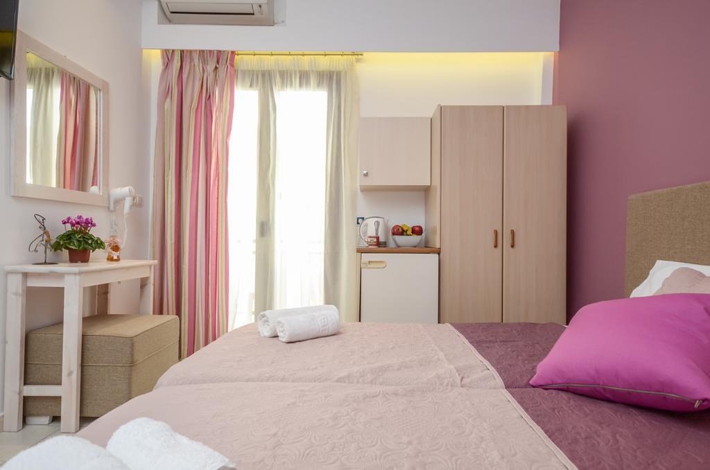 Naxos City Panormos Hotel And Studios מראה חיצוני תמונה