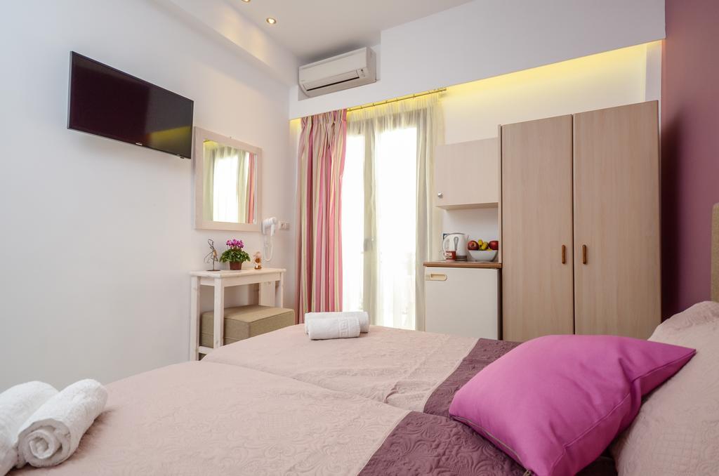 Naxos City Panormos Hotel And Studios מראה חיצוני תמונה